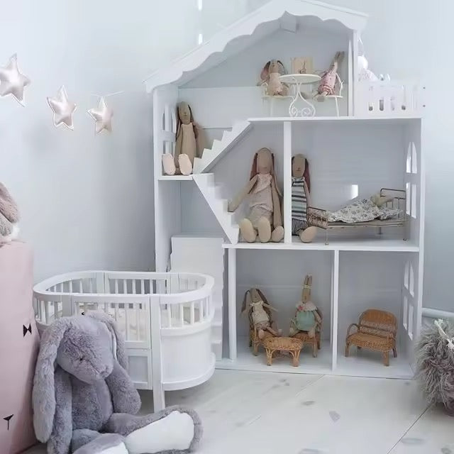 Dollhouse Bookcase with accessories